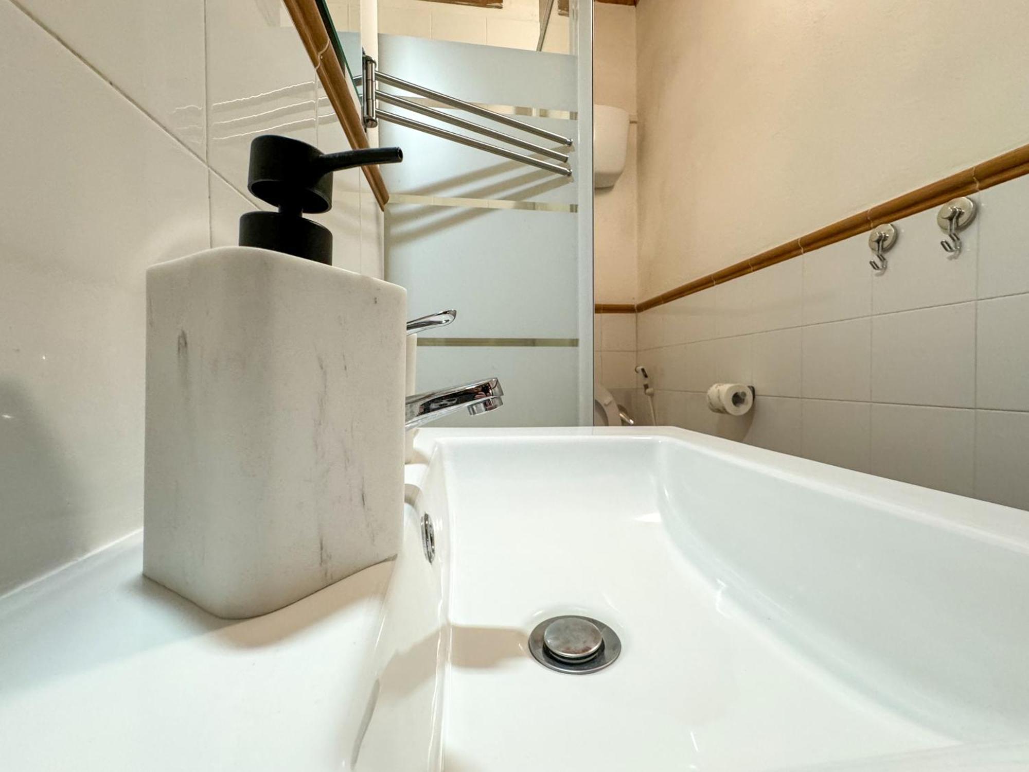 Apt Finestra Sul Castello, Vista Lago Wi-Fi Gratis บรักชาโน ภายนอก รูปภาพ